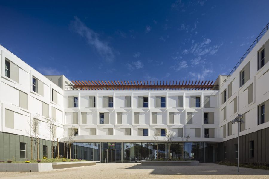 Exterior views of Codomo Lombos LOM-exterior.jpg